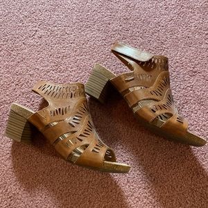 Josef Sibel heels